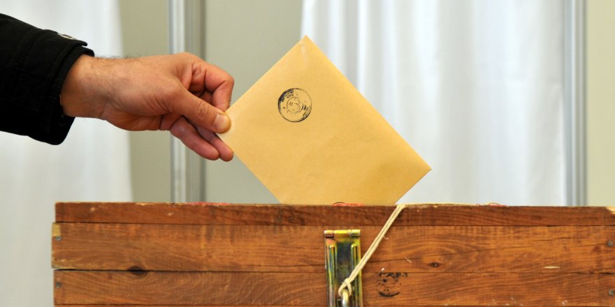 KKTC'de oy kullanma işlemi başladı
