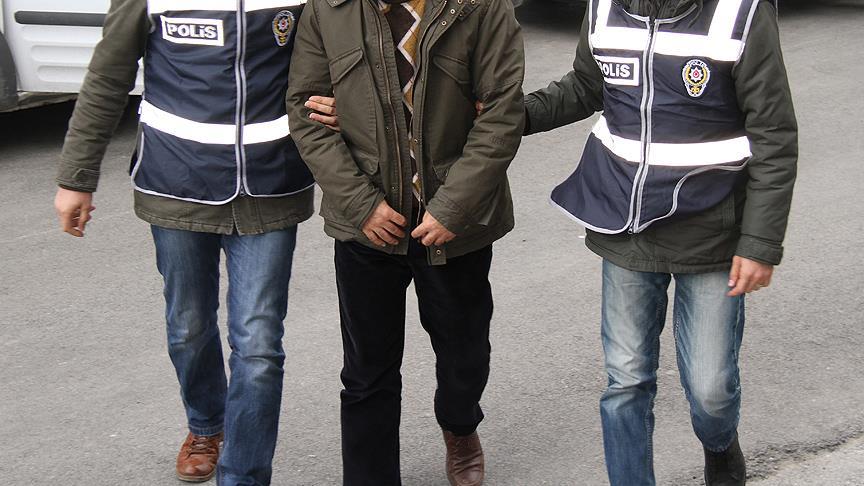 İzmir'de 5 FETÖ tutuklaması
