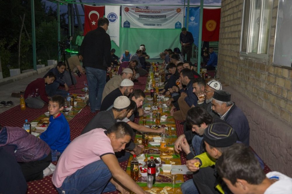 Türkiye Diyanet Vakfından Ahıska Türklerine iftar