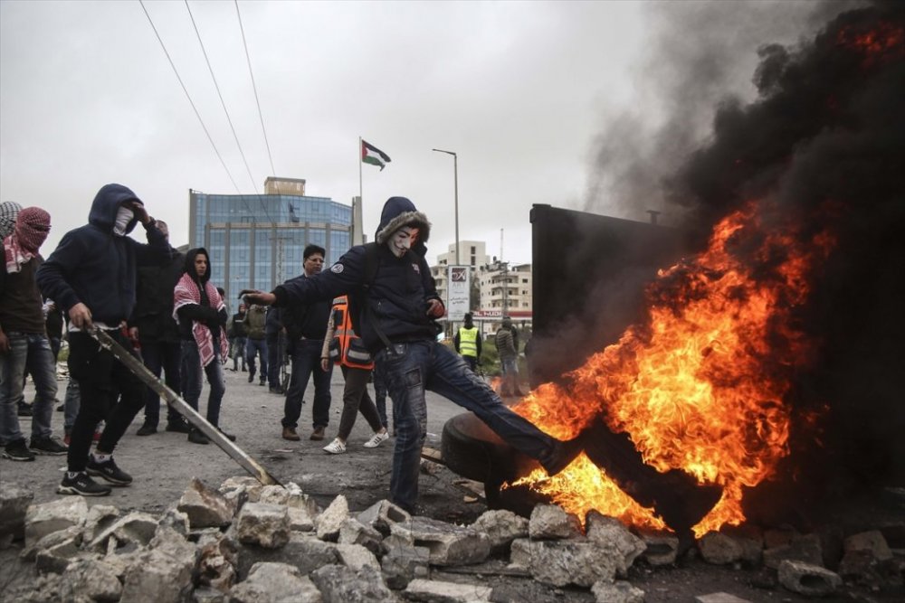 Filistinliler Toprak Günü'nde meydanlara çıktı